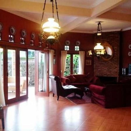 Villa Riri By The London Living Depok Eksteriør bilde